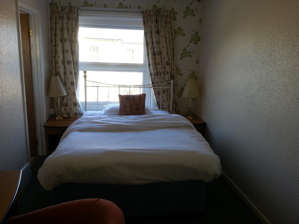Cadogan Hotel Newmarket  Kültér fotó