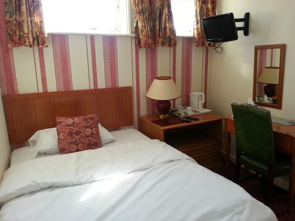 Cadogan Hotel Newmarket  Kültér fotó
