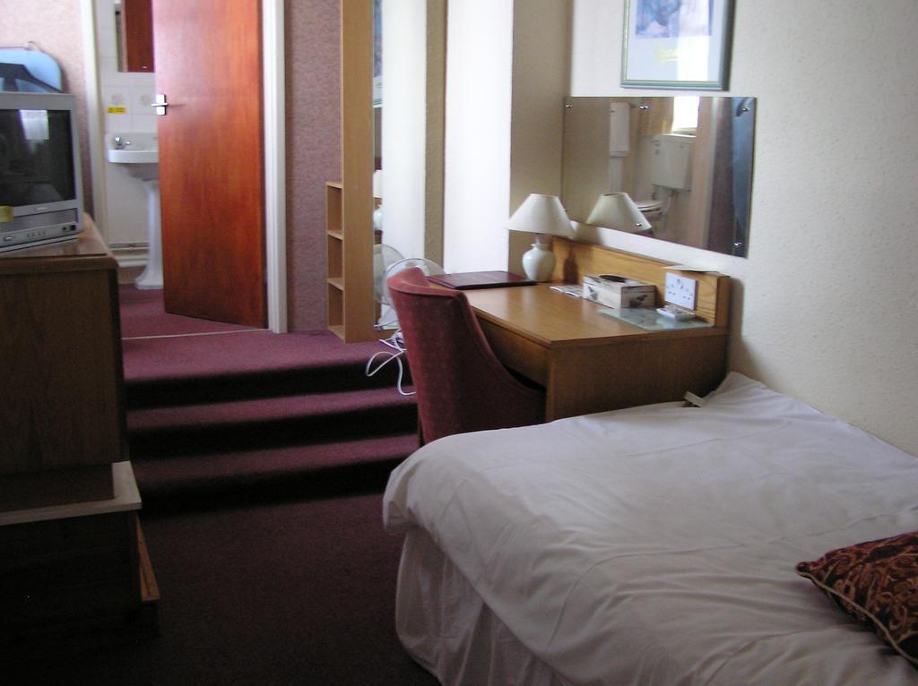 Cadogan Hotel Newmarket  Kültér fotó