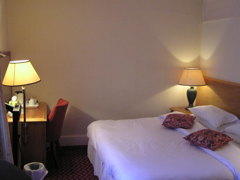 Cadogan Hotel Newmarket  Kültér fotó