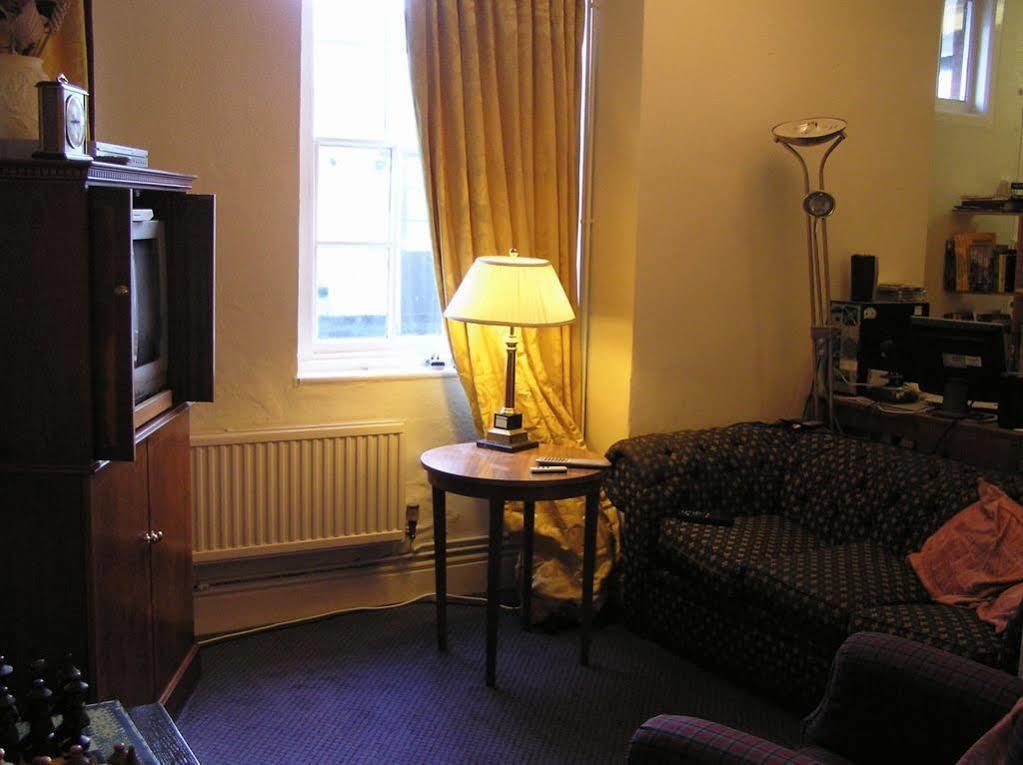 Cadogan Hotel Newmarket  Kültér fotó